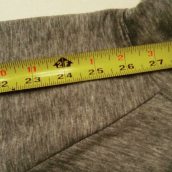 NEW Athletic Works Women's Soft Hoodie With Front Pockets, Gray Size: XS (0-2) - Picture 9 of 11